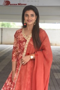 Aishwarya-Rajesh-53