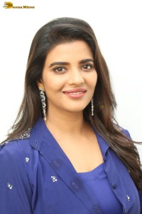 telugu actress aishwarya rajesh photoshoot in a blue dress