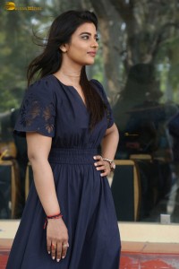 actress Aishwarya Rajesh lovely looks in a black dress