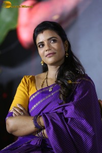 actress Aishwarya Rajesh gorgeous in a blue saree