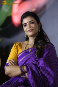 actress Aishwarya Rajesh gorgeous in a blue saree