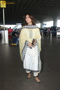 bollywood actress akanksha sharma cute in a salwar dress