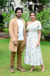 Pictures from Aakasa Veedhullo Trailer Release Event