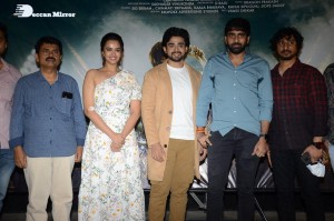 Pictures from Aakasa Veedhullo Trailer Release Event