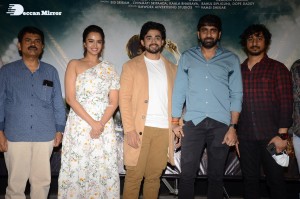 Pictures from Aakasa Veedhullo Trailer Release Event