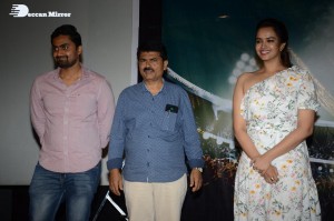 Pictures from Aakasa Veedhullo Trailer Release Event