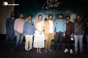 Pictures from Aakasa Veedhullo Trailer Release Event