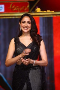 Akhanda Thanks meet titled Kruthagnatha Sabha attended by Nandamuri Balakrishna, Pragya Jaiswal, Poorna, Srikanth, Boyapati Srinu and Ravinder Reddy