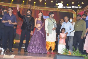Akhanda movie pre-release function attended by Balakrishna, Allu Arjun, SS Rajamouli, Boyapati Srinu, Srikanth, Pragya Jaiswal and others