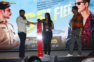 Akshay Kumar and Emraan Hashmi promote Selfiee