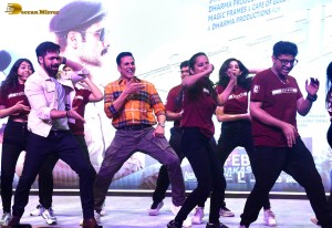 Akshay Kumar and Emraan Hashmi promote Selfiee