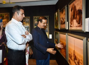 Akshay Kumar visited Dr Ramakanta Panda’s Wildlife Photography exhibition on November 25, 2023