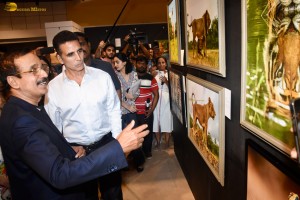 Akshay Kumar visited Dr Ramakanta Panda’s Wildlife Photography exhibition on November 25, 2023