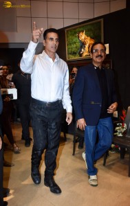 Akshay Kumar visited Dr Ramakanta Panda’s Wildlife Photography exhibition on November 25, 2023