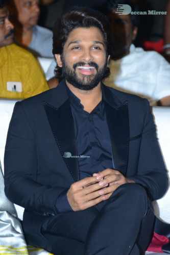 Pictures from Ala Vaikunthapuram lo Cinema Function Events, attended by Pooja Hegde and Allu Arjun 