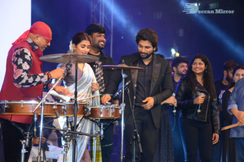 Pictures from Ala Vaikunthapuram lo Cinema Function Events, attended by Pooja Hegde and Allu Arjun 