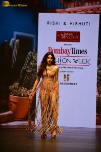 Bollywood actress Alaya F stunning looks while doing ramp walk at a fashion show