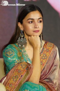 Alia-Bhatt-14