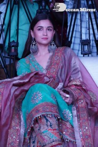 Alia-Bhatt-8