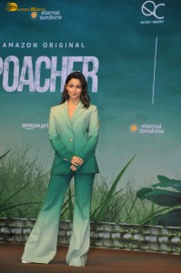 actress Alia Bhatt pretty in a green suit at an event