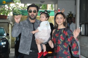 Ranbir and Alia show their little princess Raha to media on Christmas Day 2023
