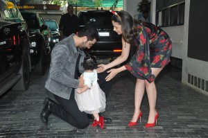 Ranbir and Alia show their little princess Raha to media on Christmas Day 2023