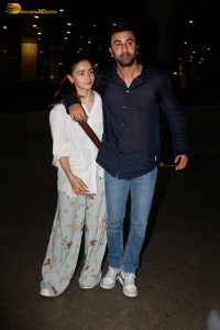 Alia Bhatt spotted with her husband Ranbir Kapoor in Mumbai on June 29, 2023