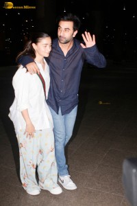 Alia Bhatt spotted with her husband Ranbir Kapoor in Mumbai on June 29, 2023