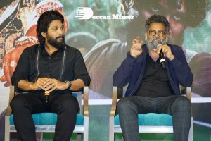 Allu Arjun and Rashmika Mandanna promote Pushpa in Hyderabad