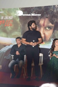 Allu Arjun and Rashmika in Mumbai promoting Pushpa