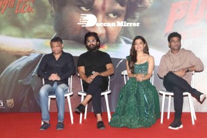 Allu Arjun and Rashmika in Mumbai promoting Pushpa