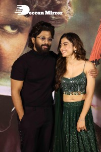Allu Arjun and Rashmika in Mumbai promoting Pushpa