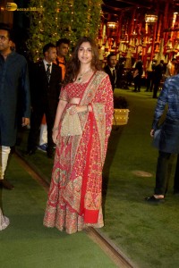 Ganpati Darshan at Ambani Residence attended by Shah Rukh, Salman, Alia Bhatt, Pooja Hegde, Hema Malini, Rekha, Madhuri Dixit, Janhvi, Shraddha Kapoor, and others