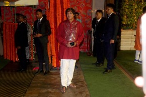 Ganpati Darshan at Ambani Residence attended by Shah Rukh, Salman, Alia Bhatt, Pooja Hegde, Hema Malini, Rekha, Madhuri Dixit, Janhvi, Shraddha Kapoor, and others