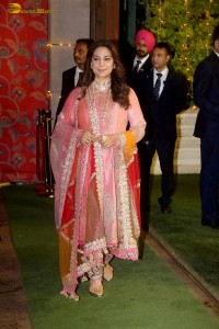 Ganpati Darshan at Ambani Residence attended by Shah Rukh, Salman, Alia Bhatt, Pooja Hegde, Hema Malini, Rekha, Madhuri Dixit, Janhvi, Shraddha Kapoor, and others