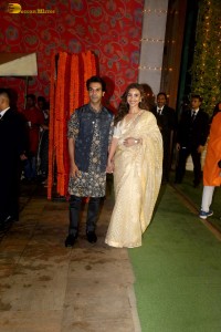 Ganpati Darshan at Ambani Residence attended by Shah Rukh, Salman, Alia Bhatt, Pooja Hegde, Hema Malini, Rekha, Madhuri Dixit, Janhvi, Shraddha Kapoor, and others