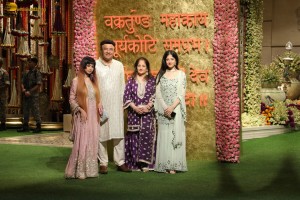 Ganapati Puja at Ambani Residence attended by Salman Khan, Aamir Khan, Pooja Hegde, Kareena Kapoor, Kajal Aggarwal, Sachin Tendulkar, Shraddha Kapoor, Ananya Panday, and others