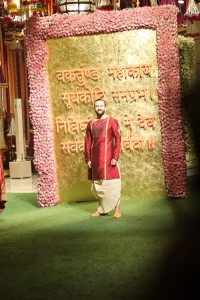 Ganapati Puja at Ambani Residence attended by Salman Khan, Aamir Khan, Pooja Hegde, Kareena Kapoor, Kajal Aggarwal, Sachin Tendulkar, Shraddha Kapoor, Ananya Panday, and others