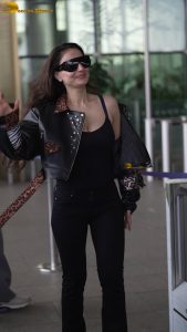 actress Ameesha Patel red-hot sexy looks in a black top