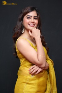 Actress Amritha Aiyer beautiful in a golden yellow saree