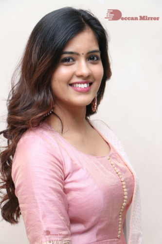 Amritha Aiyer Picture Gallery 1