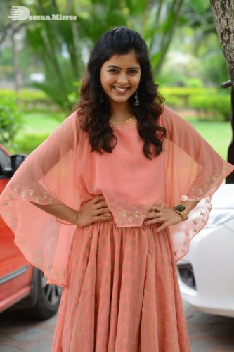 Amritha Aiyer (31)