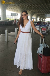 indian actress amyra dastur in a white dress spotted at airport