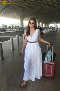 indian actress amyra dastur in a white dress spotted at airport