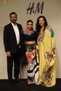 H & M and Anamika Khanna’s collaboration event attended by Samantha Ruth Prabhu, Rasha Thadani, Khushi Kapoor, Mira Rajput, and others