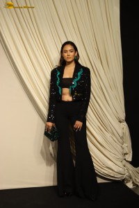 H & M and Anamika Khanna’s collaboration event attended by Samantha Ruth Prabhu, Rasha Thadani, Khushi Kapoor, Mira Rajput, and others