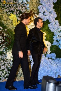 Anand Pandit’s daughter Aishwarya’s Wedding Reception attended by Shah Rukh Khan, Mouni Roy, Abhishek Bachchan, Shriya Saran, Taapsee Pannu, and others