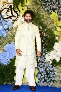 Anand Pandit’s daughter Aishwarya’s Wedding Reception attended by Shah Rukh Khan, Mouni Roy, Abhishek Bachchan, Shriya Saran, Taapsee Pannu, and others