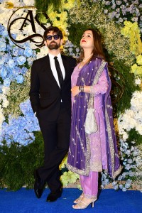 Anand Pandit’s daughter Aishwarya’s Wedding Reception attended by Shah Rukh Khan, Mouni Roy, Abhishek Bachchan, Shriya Saran, Taapsee Pannu, and others