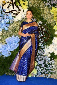 Anand Pandit’s daughter Aishwarya’s Wedding Reception attended by Shah Rukh Khan, Mouni Roy, Abhishek Bachchan, Shriya Saran, Taapsee Pannu, and others